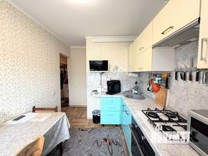 4-к квартира, вторичка, 84м2, 8/10 этаж