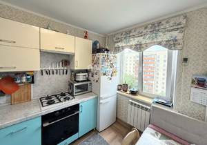 4-к квартира, вторичка, 84м2, 8/10 этаж