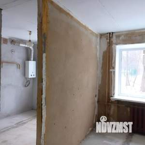 2-к квартира, вторичка, 43м2, 1/4 этаж